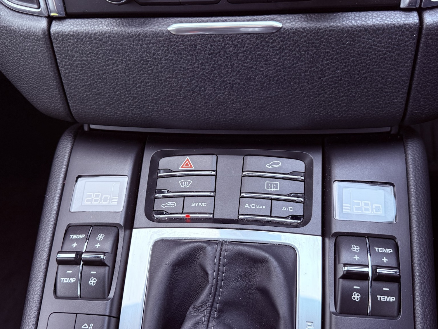 Used Porsche Macan 2018 for sale - 77357414: Photo 22