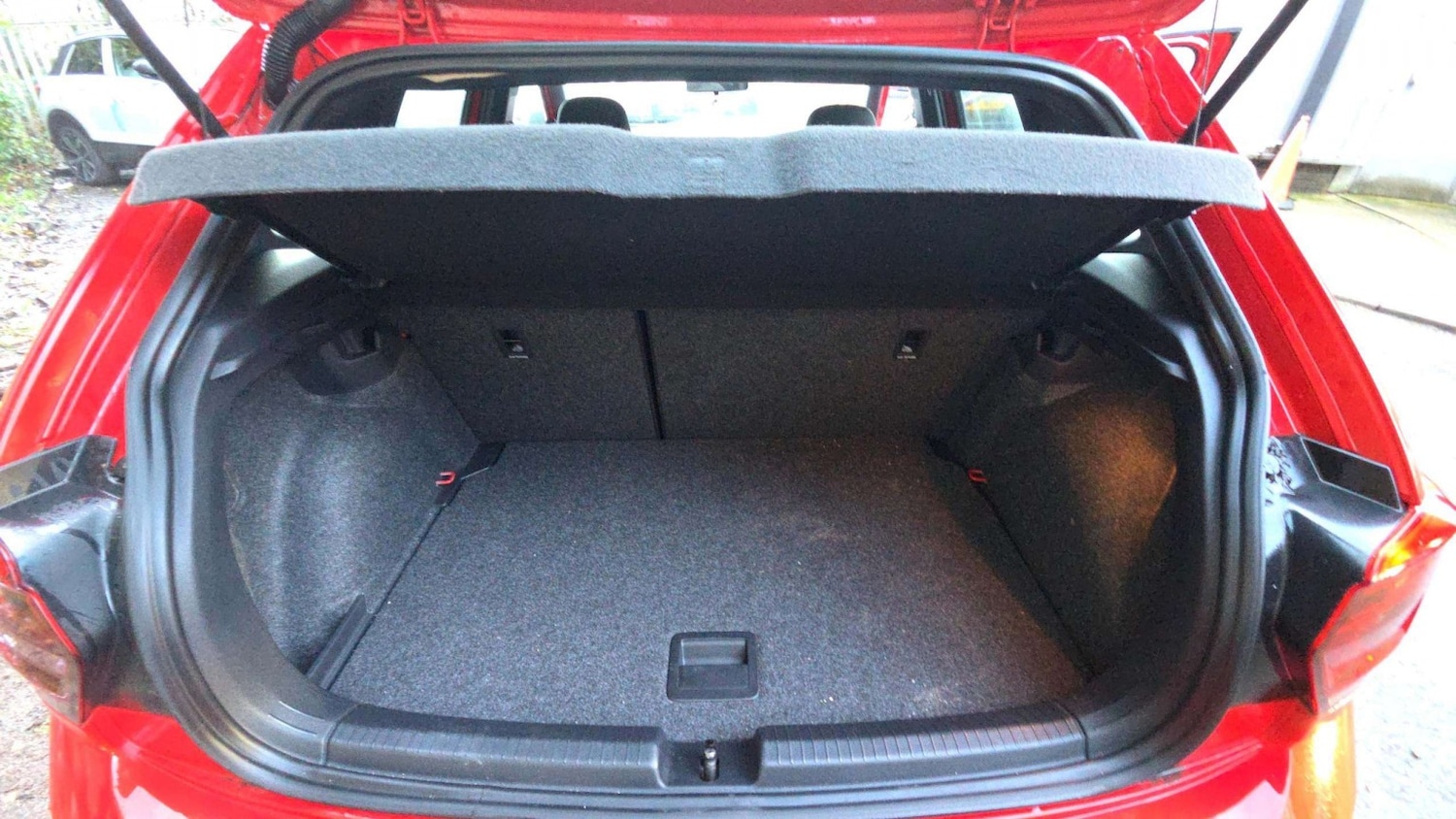 Used Volkswagen Polo 2018 for sale - 77289169: Photo 15