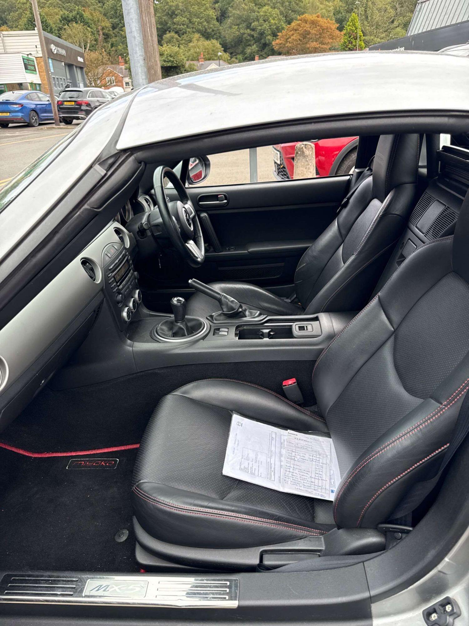 Used Mazda MX-5 2010 for sale - 76257661: Photo 10