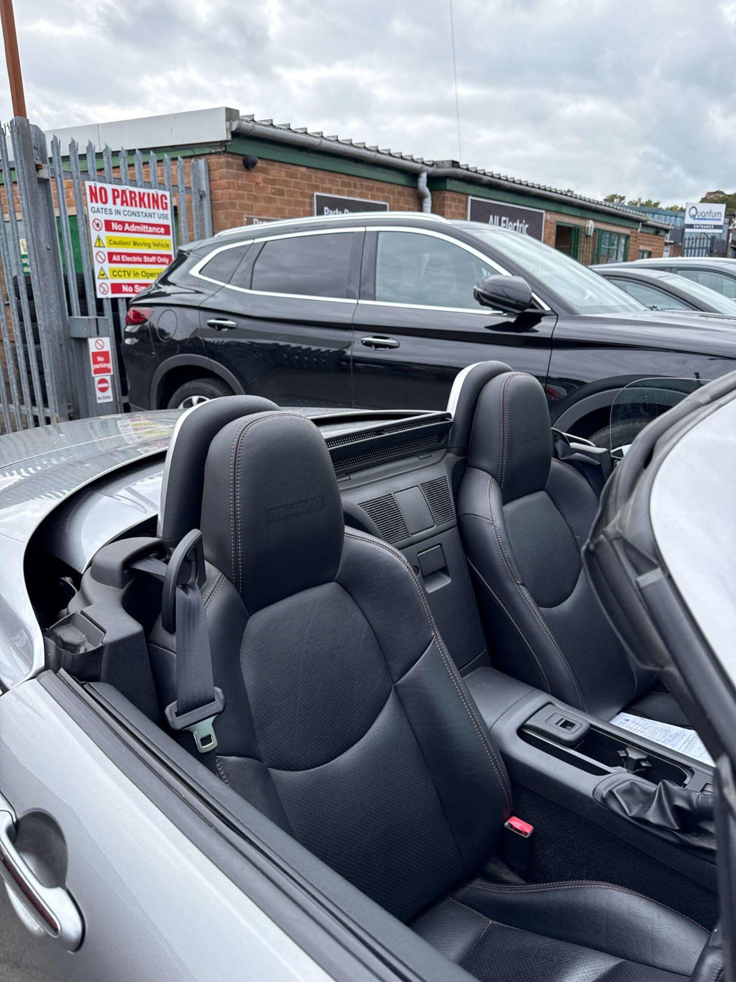 Used Mazda MX-5 2010 for sale - 76257661: Photo 12