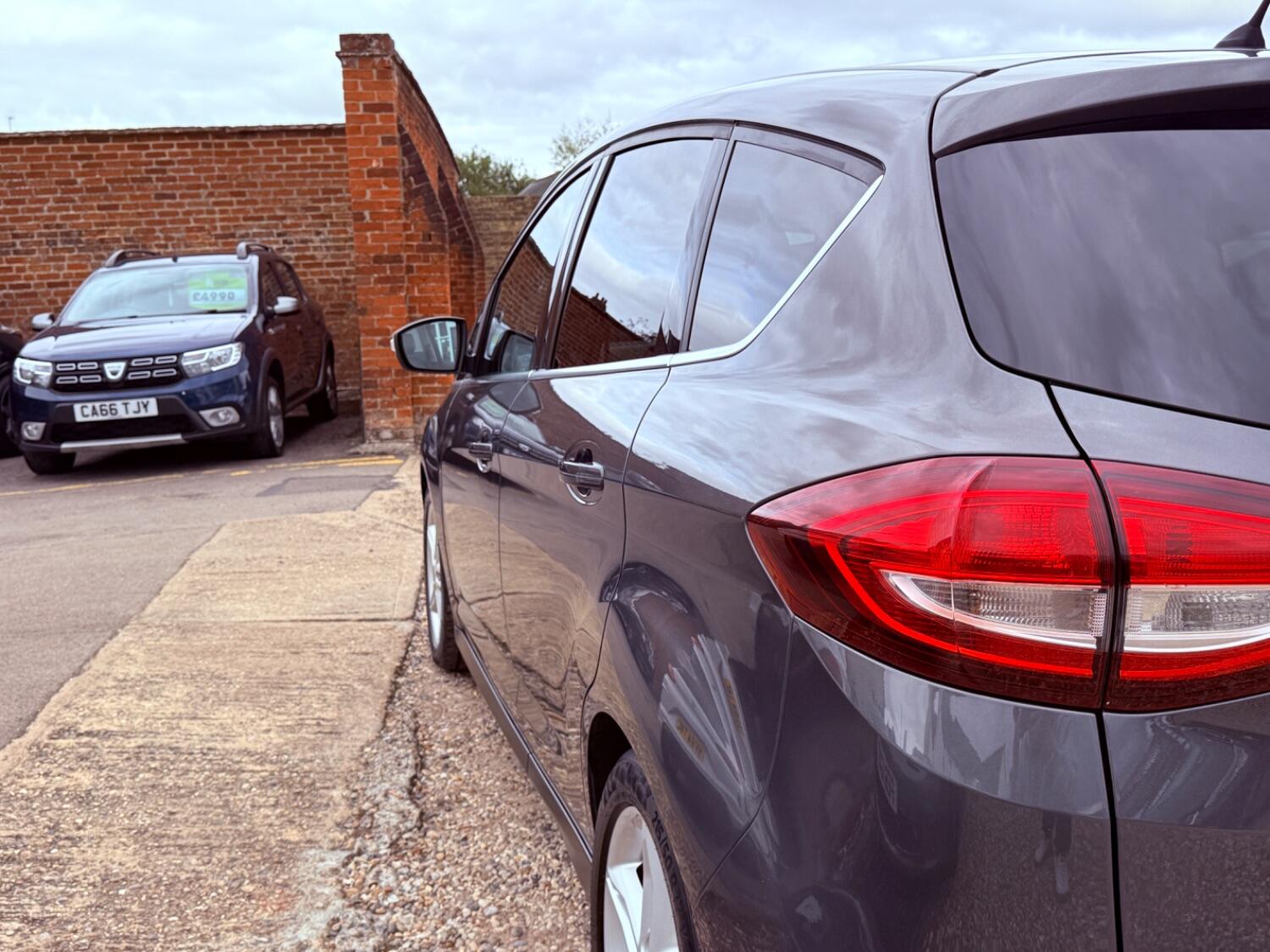 Used Ford C-Max 2015 for sale - 76794050: Photo 15