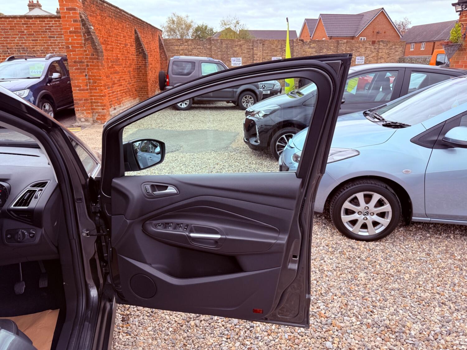 Used Ford C-Max 2015 for sale - 76794050: Photo 50