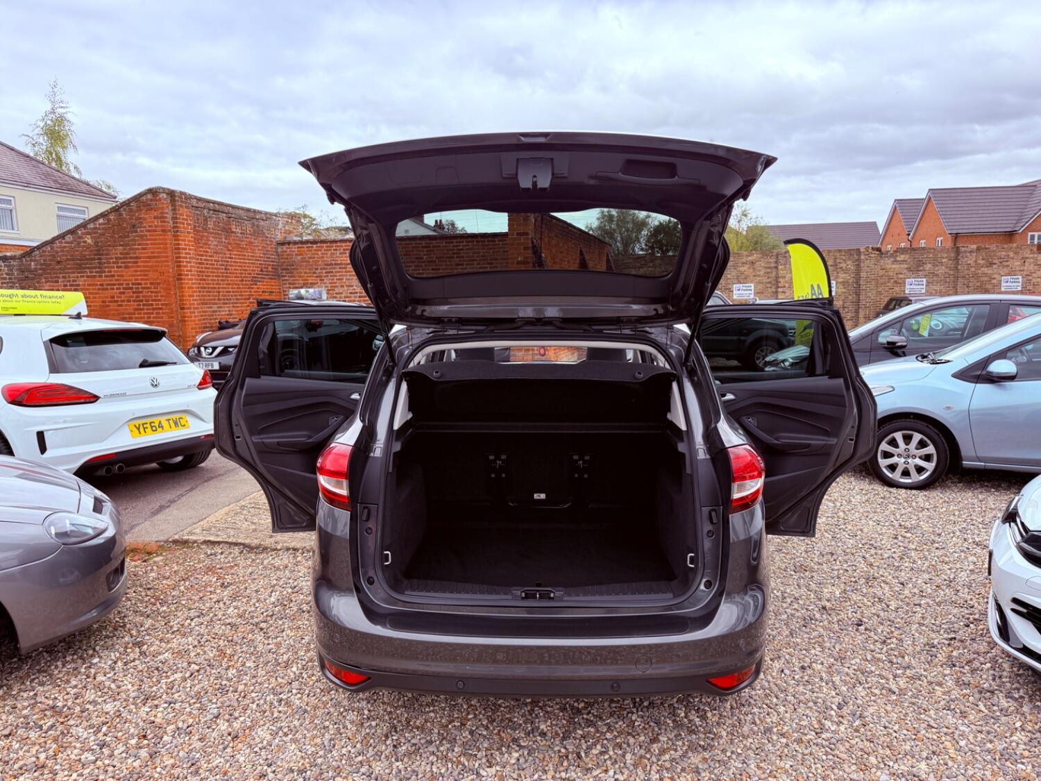 Used Ford C-Max 2015 for sale - 76794050: Photo 59