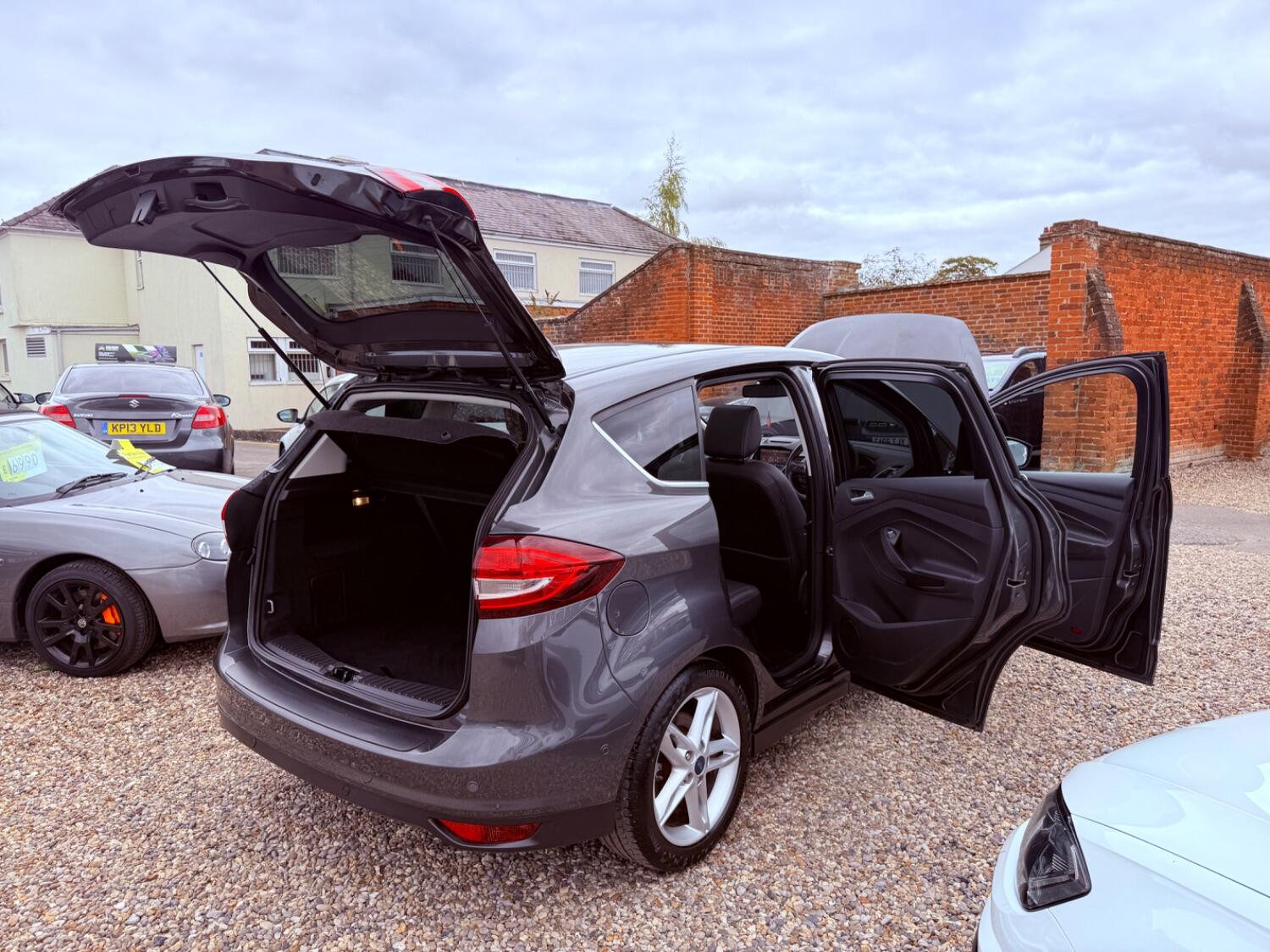 Used Ford C-Max 2015 for sale - 76794050: Photo 60