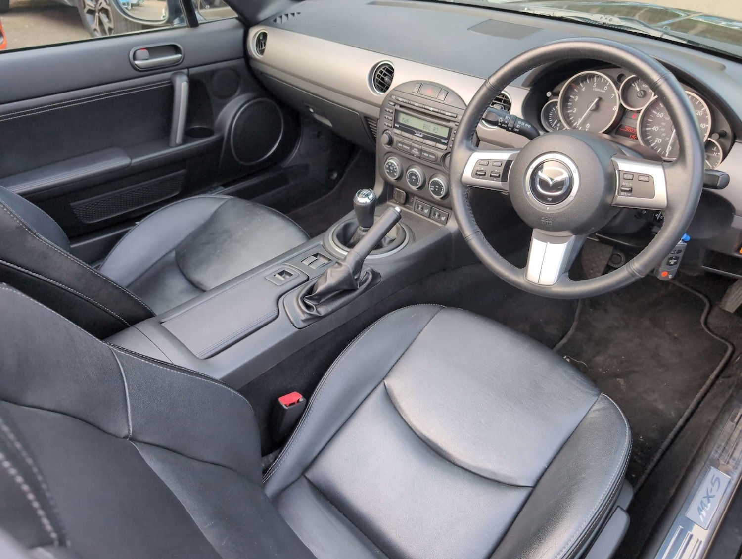 Used Mazda MX-5 2013 for sale - 78155420: Photo 2