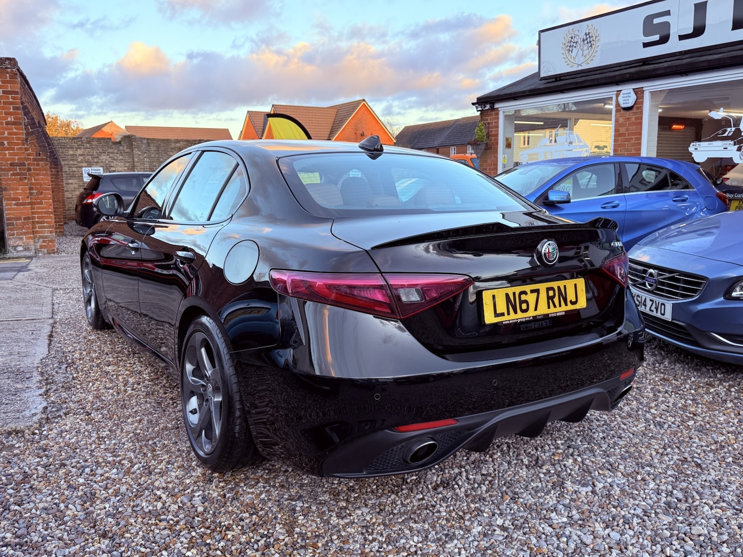 Used Alfa Romeo Giulia 2017 for sale - 76799227: Photo 4