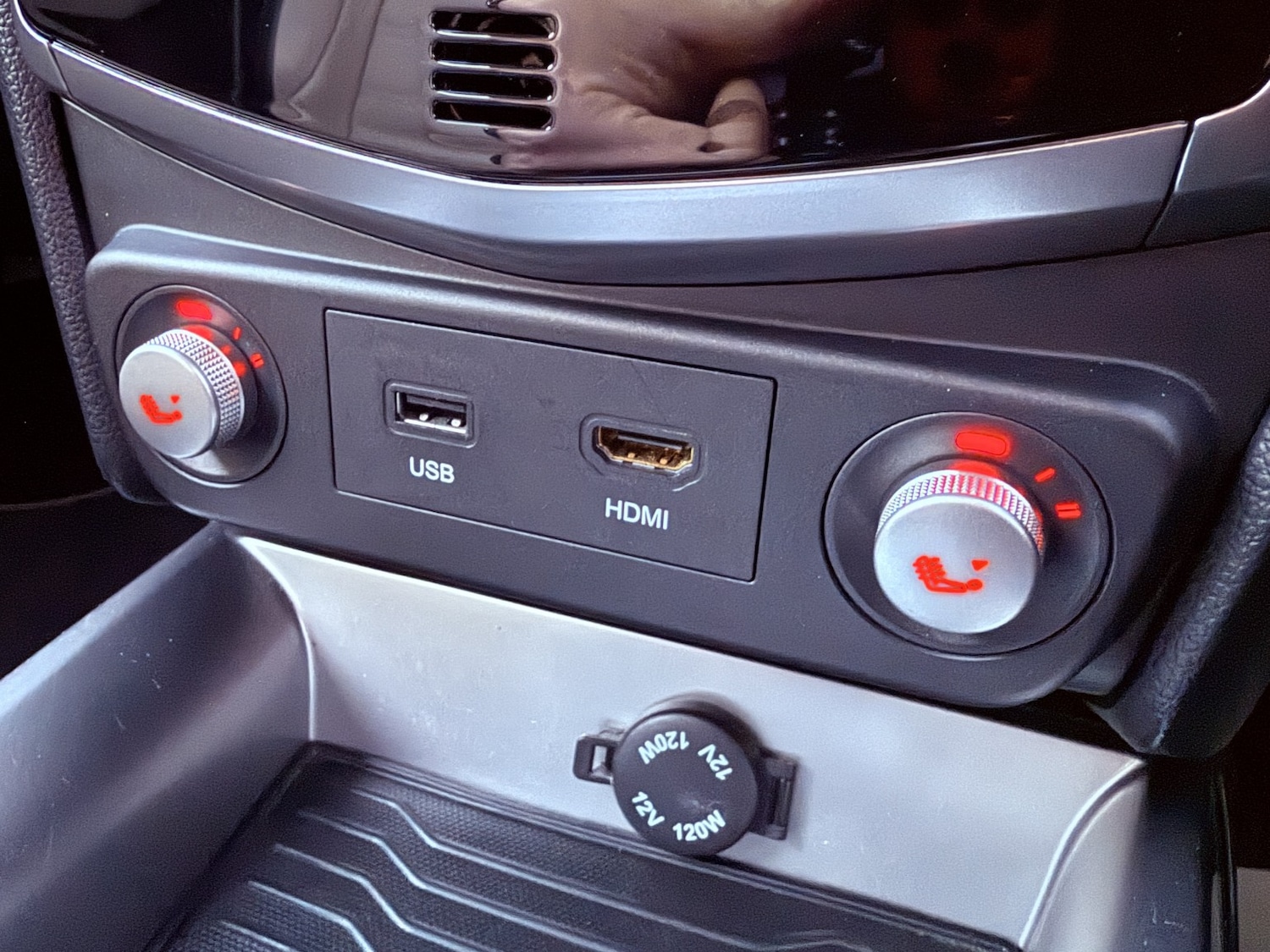 Used Ssangyong Tivoli 2016 for sale - 76699308: Photo 37