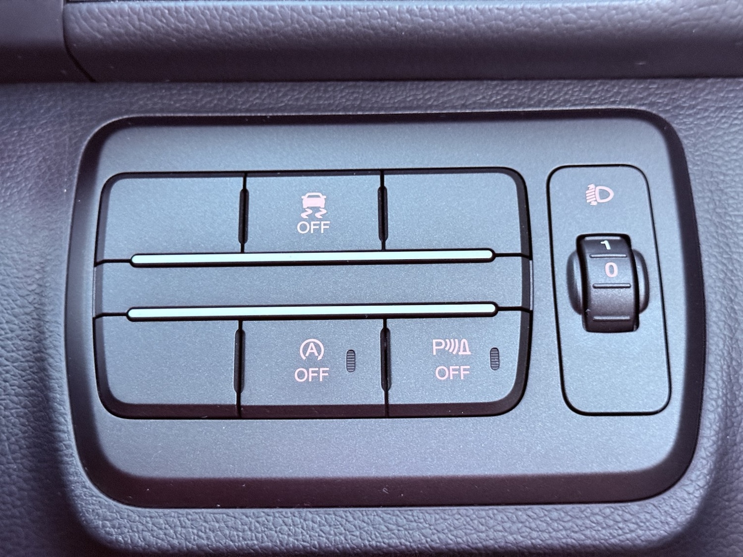 Used Ssangyong Tivoli 2016 for sale - 76699308: Photo 49