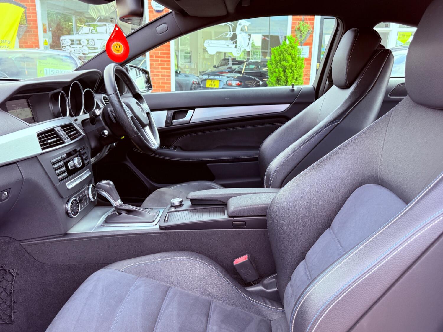 Used Mercedes-Benz C Class 2014 for sale - 75124480: Photo 27