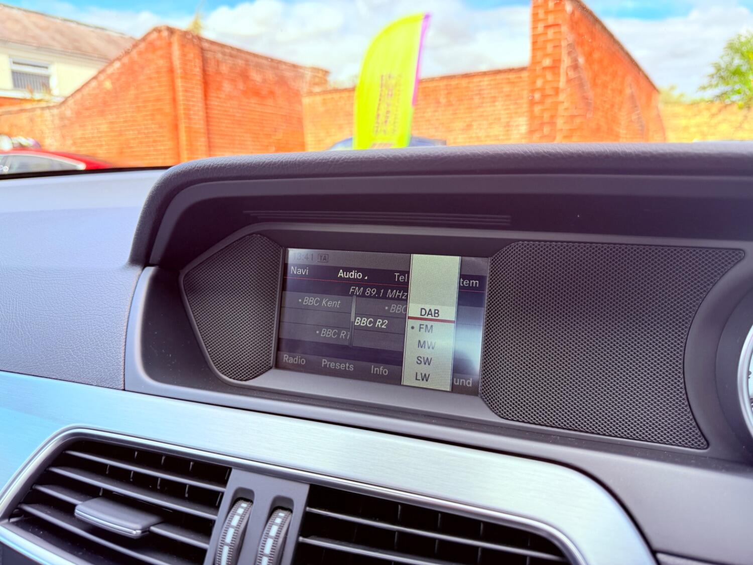 Used Mercedes-Benz C Class 2014 for sale - 75124480: Photo 32