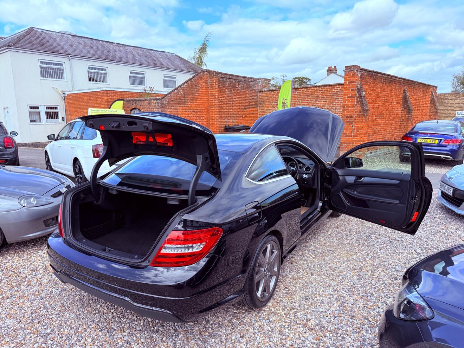 Used Mercedes-Benz C Class 2014 for sale - 75124480: Photo 56