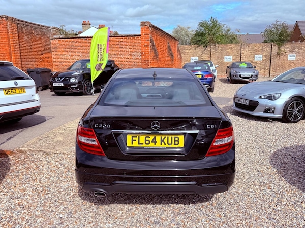 Used Mercedes-Benz C-Class 2014 for sale - 75124480: Photo 5