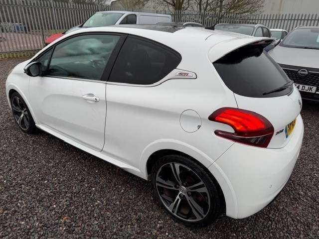 Used Peugeot 208 2016 for sale - 77721242: Photo 4