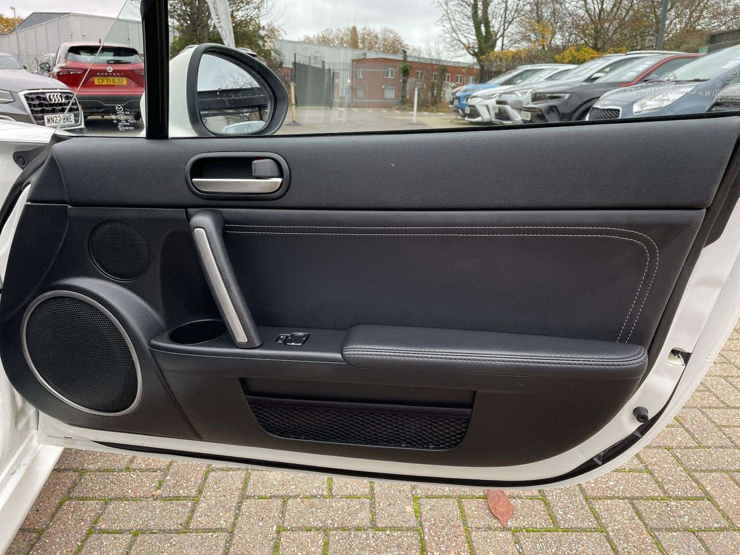 Used Mazda MX-5 2014 for sale - 76656107: Photo 27