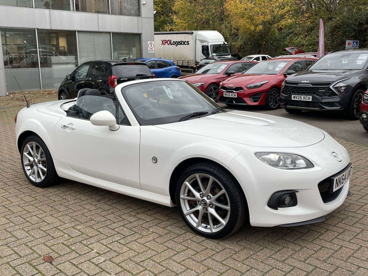 Used Mazda MX-5 2014 for sale - 76656107: Photo 6