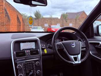 Used Volvo XC60 2015 for sale - 74924527: Photo