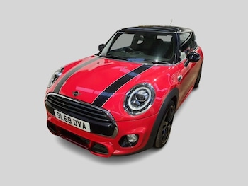 Used MINI Hatch 2018 for sale - 77781811: Photo