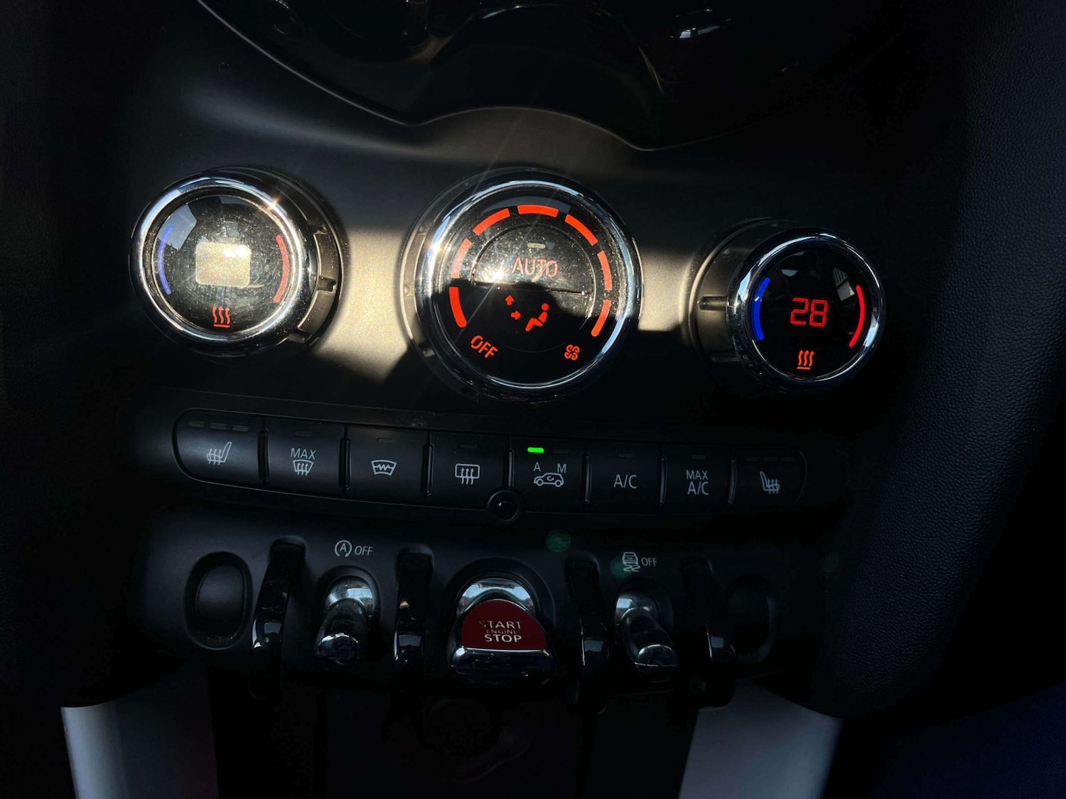 Used MINI Hatch 2015 for sale - 76751816: Photo 18