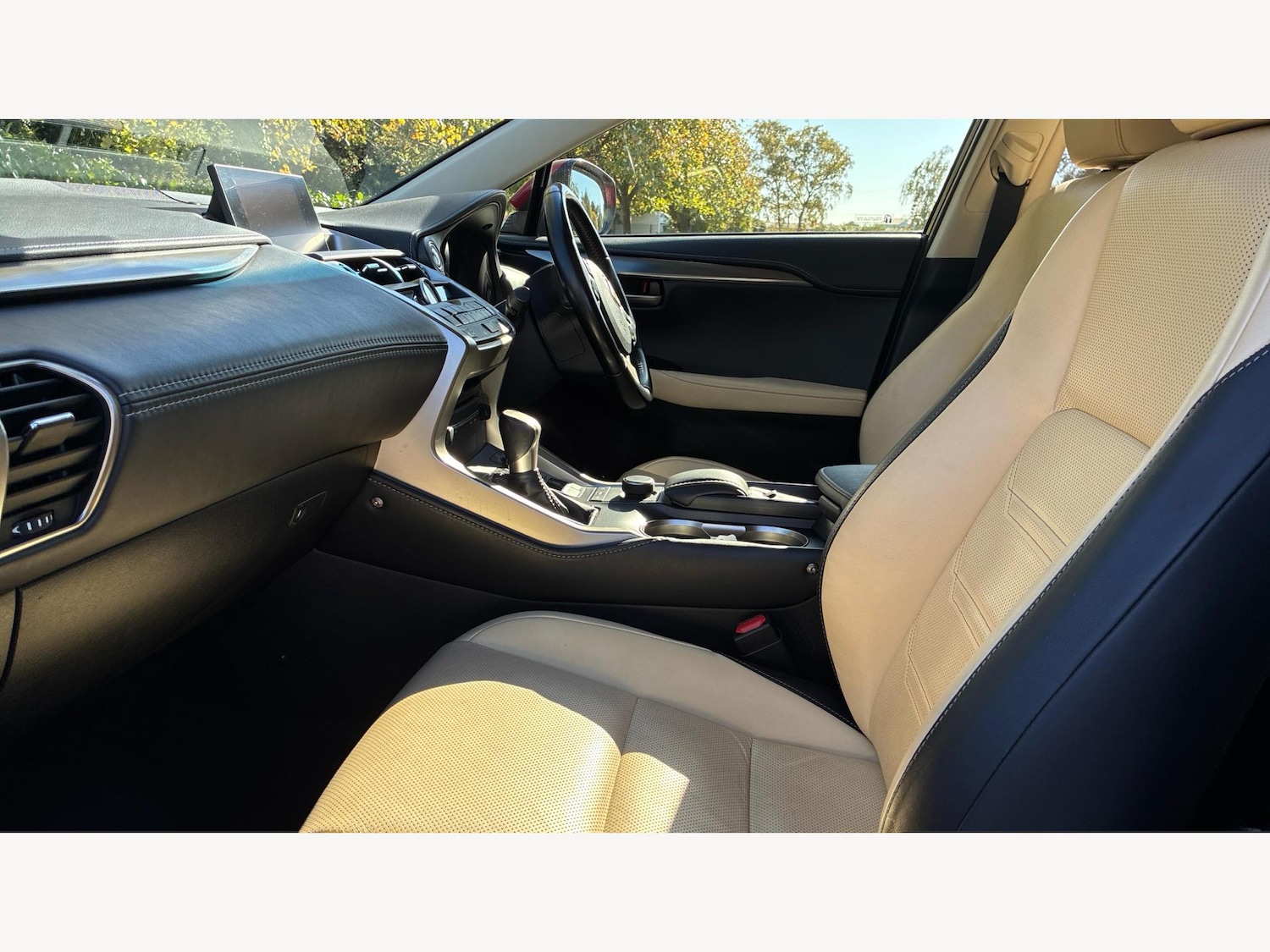 Used Lexus NX 2017 for sale - 76247008: Photo 12