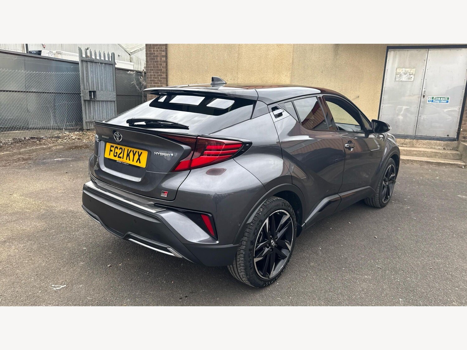 Used Toyota C-HR for sale - 78214707: Photo 32