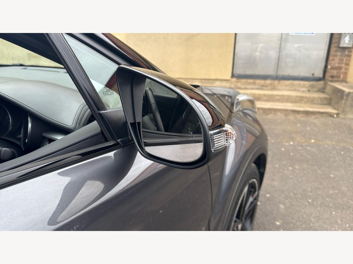 Used Toyota C-HR for sale - 78214707: Photo 34