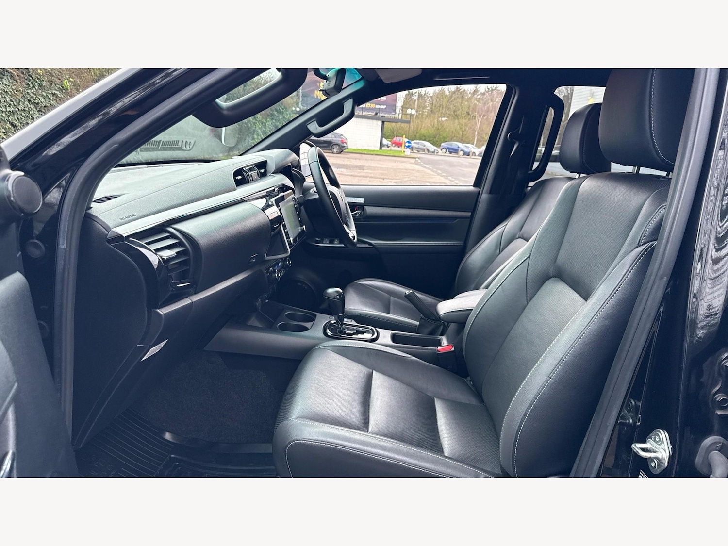 Used Toyota Hilux 2021 for sale - 77559584: Photo 12