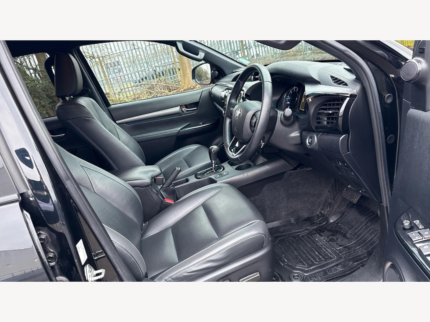 Used Toyota Hilux 2021 for sale - 77559584: Photo 13