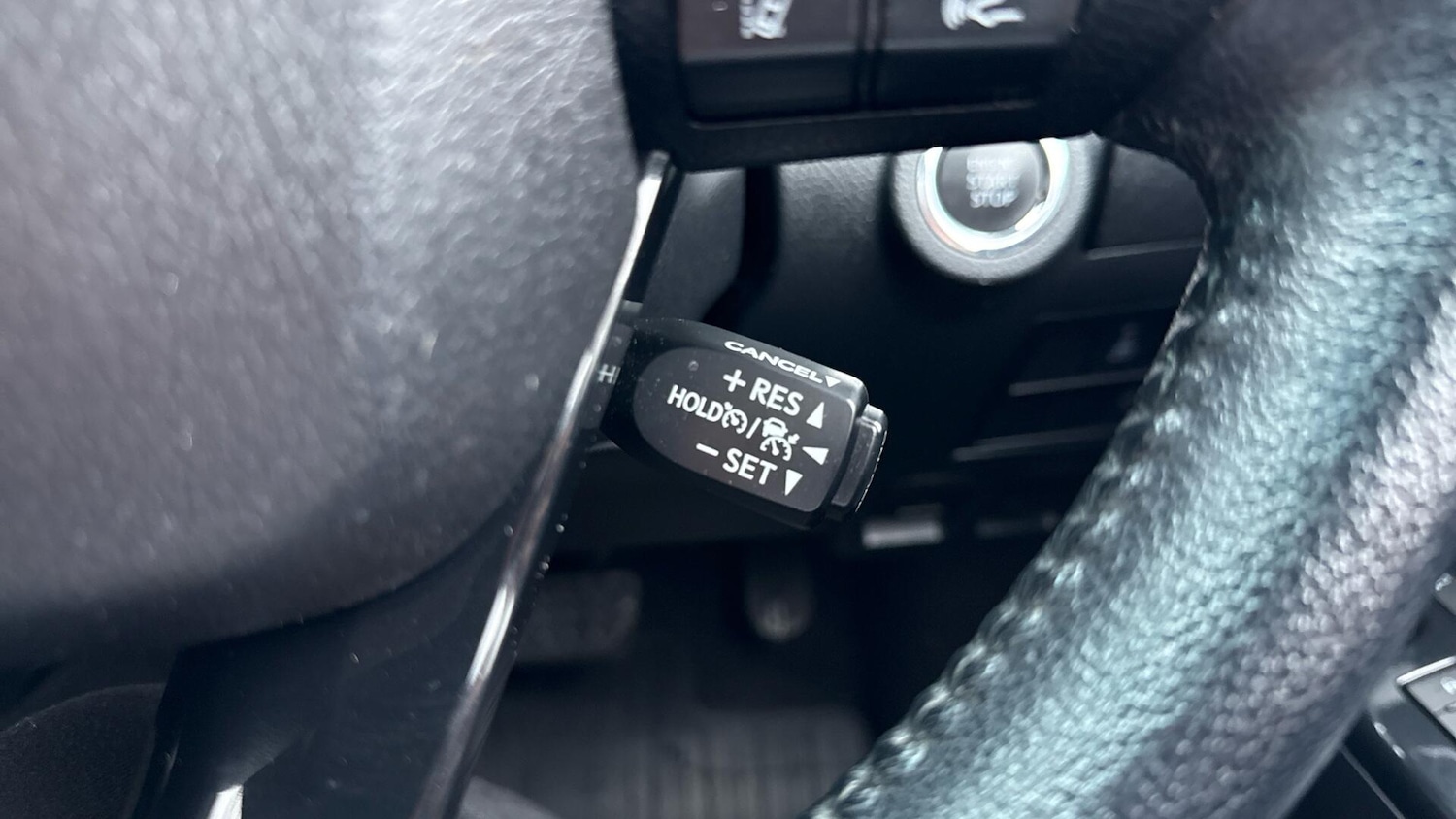 Used Toyota Hilux 2021 for sale - 77559584: Photo 36