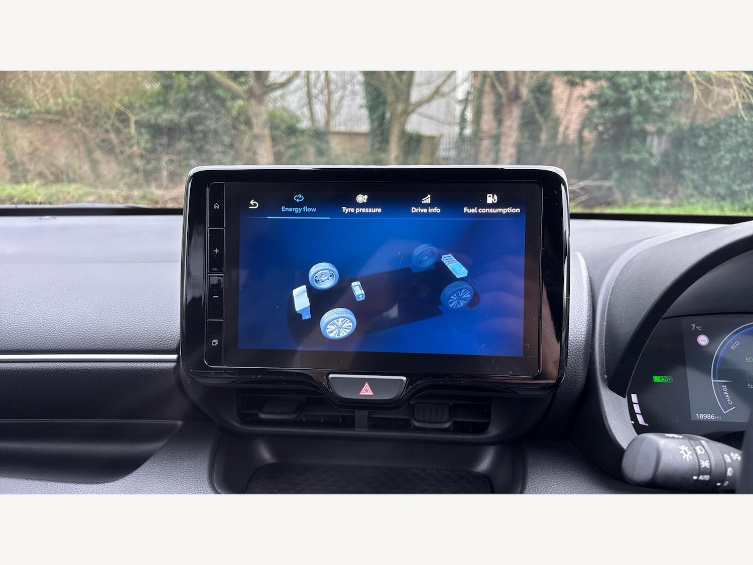 Used Toyota Yaris 2024 for sale - 77646835: Photo 27