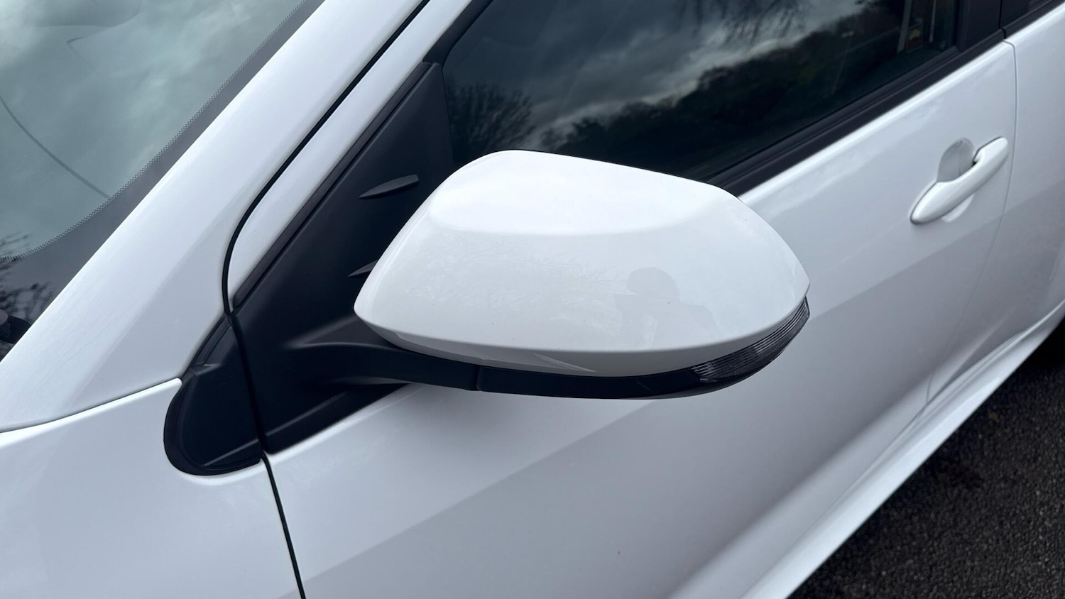 Used Toyota Yaris 2024 for sale - 77646835: Photo 35