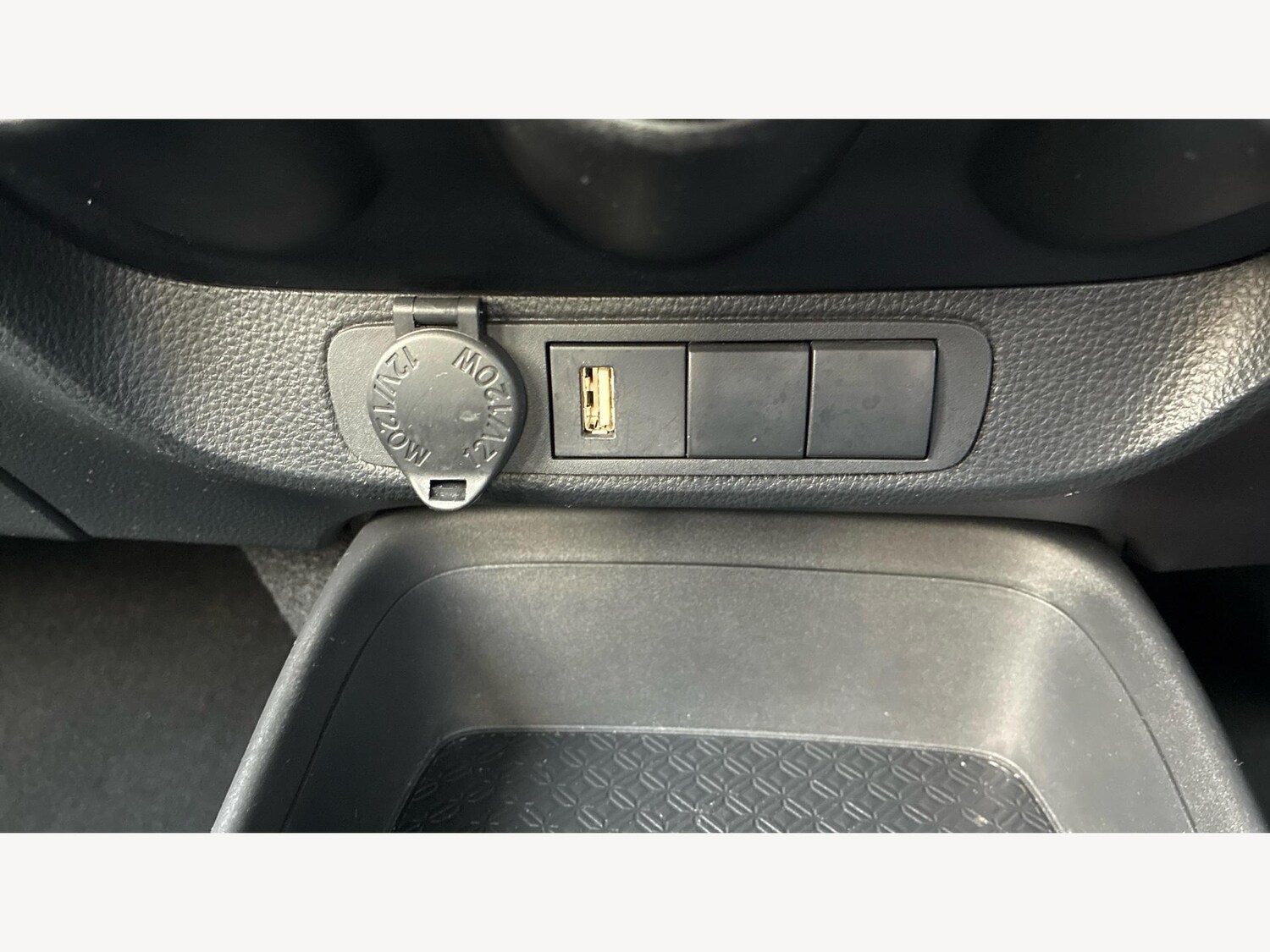 Used Toyota Aygo X 2023 for sale - 76360657: Photo 25