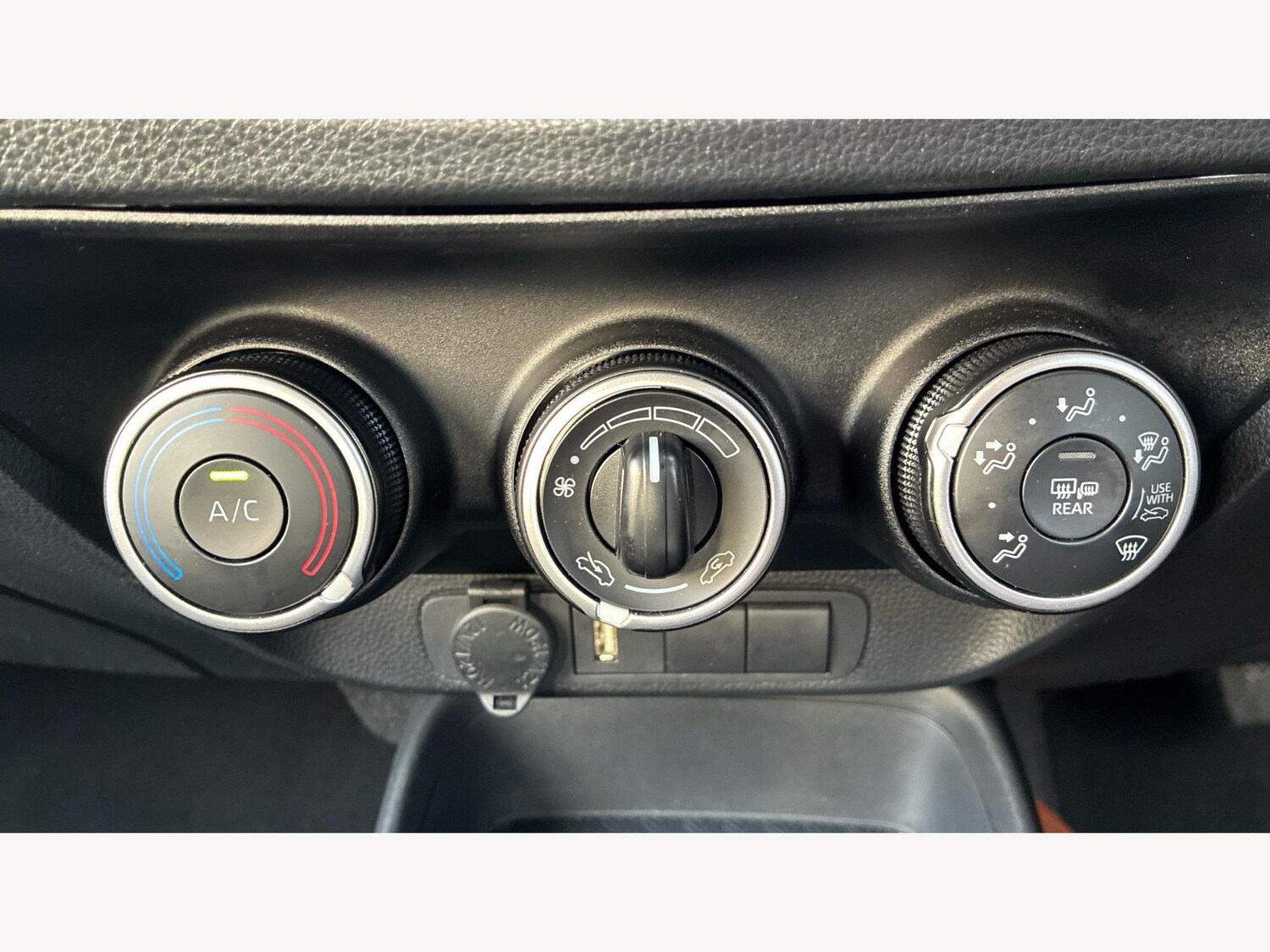 Used Toyota Aygo X 2023 for sale - 76360657: Photo 29