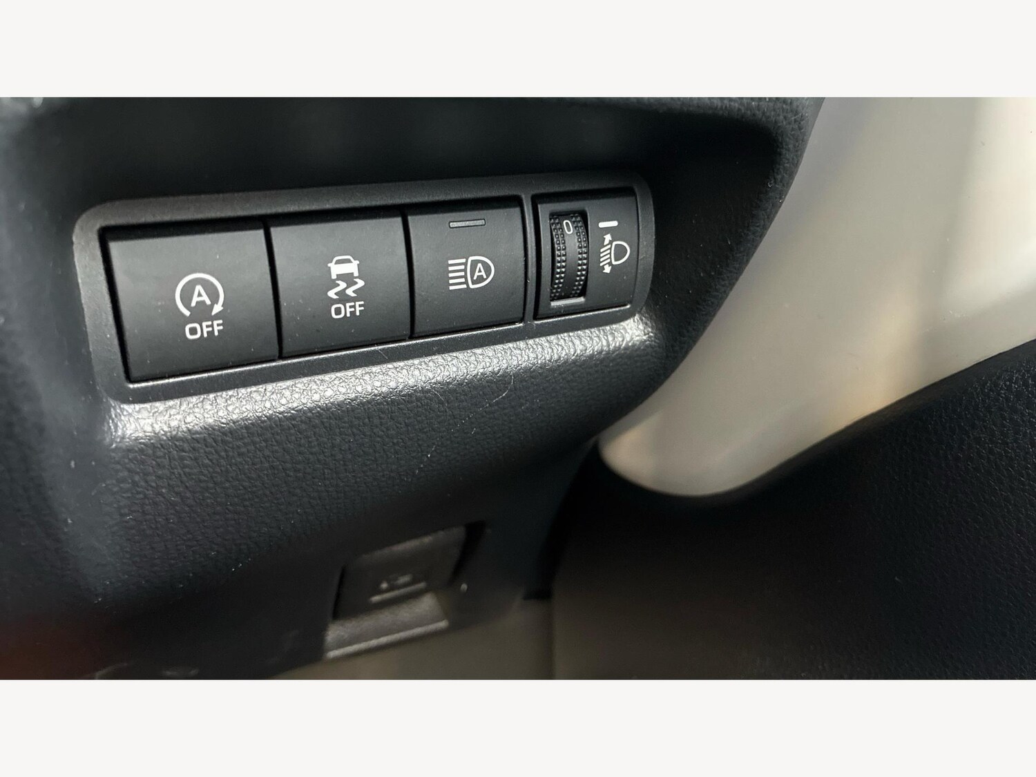 Used Toyota Aygo X 2023 for sale - 76360657: Photo 30