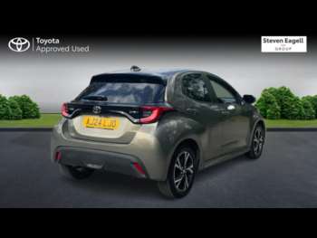 Used Toyota Yaris 2024 for sale - 74759080: Photo