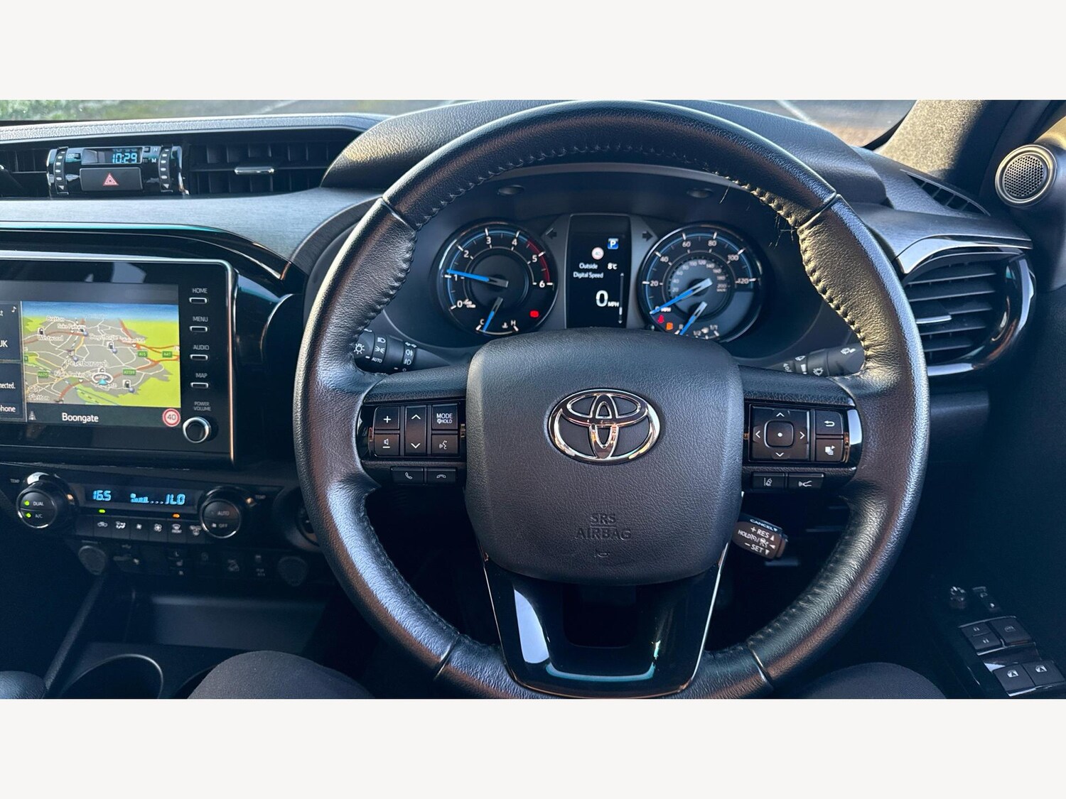 Used Toyota Hilux 2023 for sale - 77020906: Photo 10