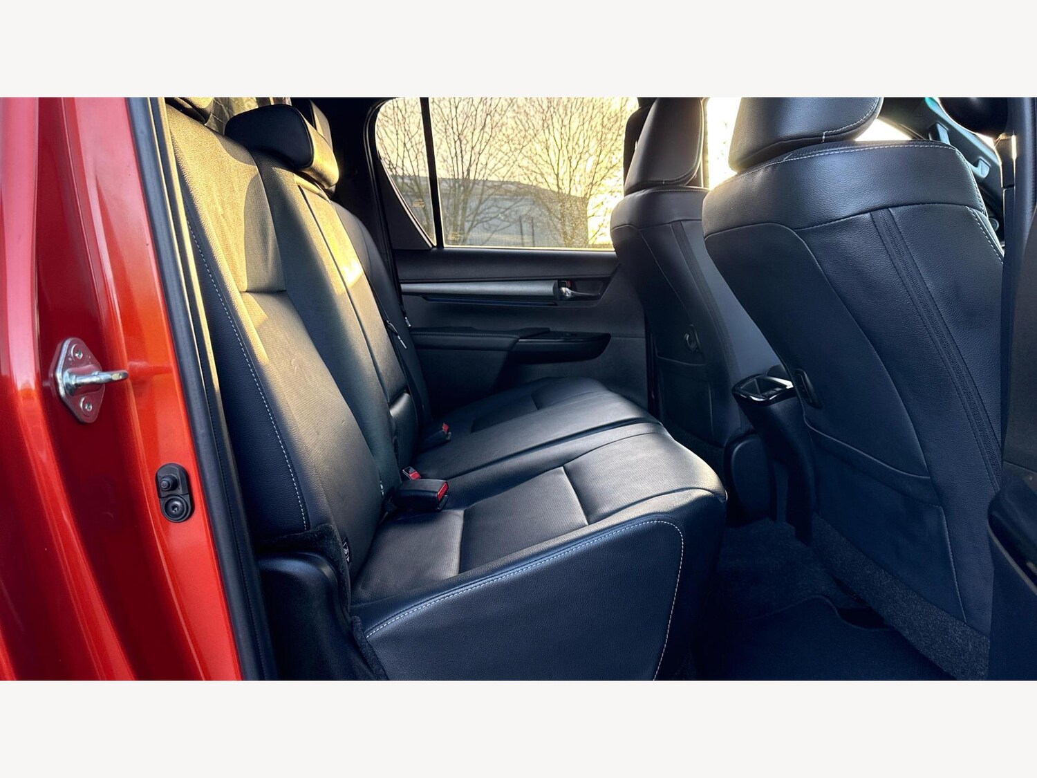 Used Toyota Hilux 2023 for sale - 77020906: Photo 15