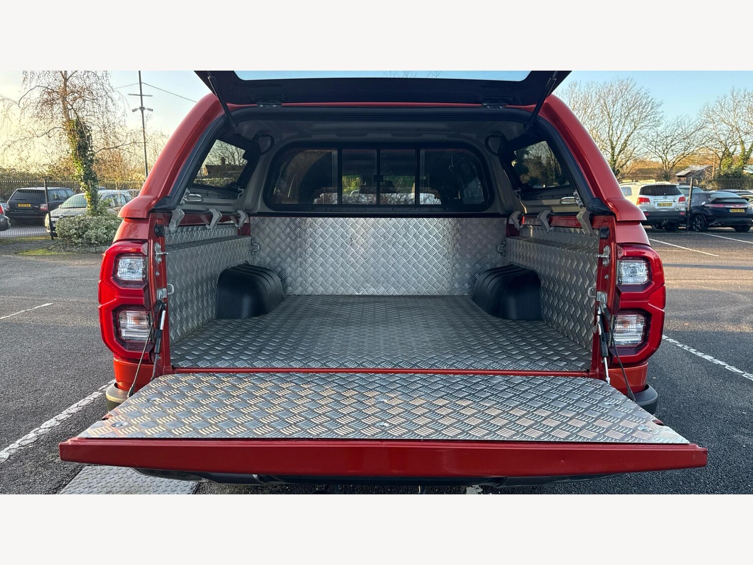 Used Toyota Hilux 2023 for sale - 77020906: Photo 16