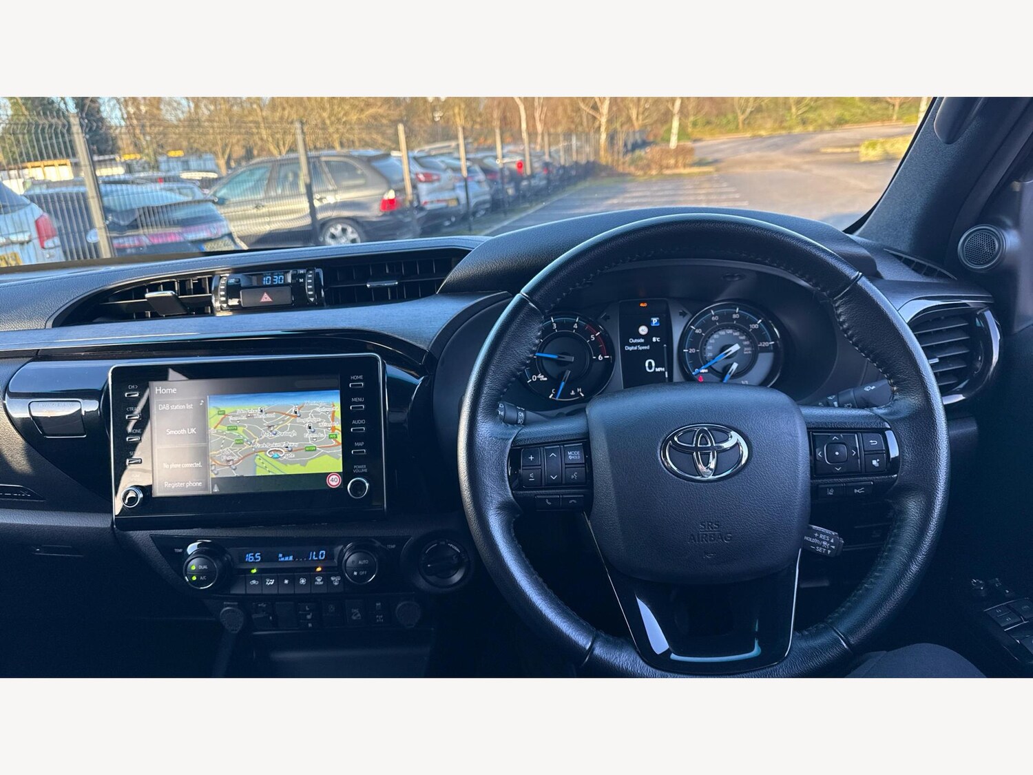 Used Toyota Hilux 2023 for sale - 77020906: Photo 7