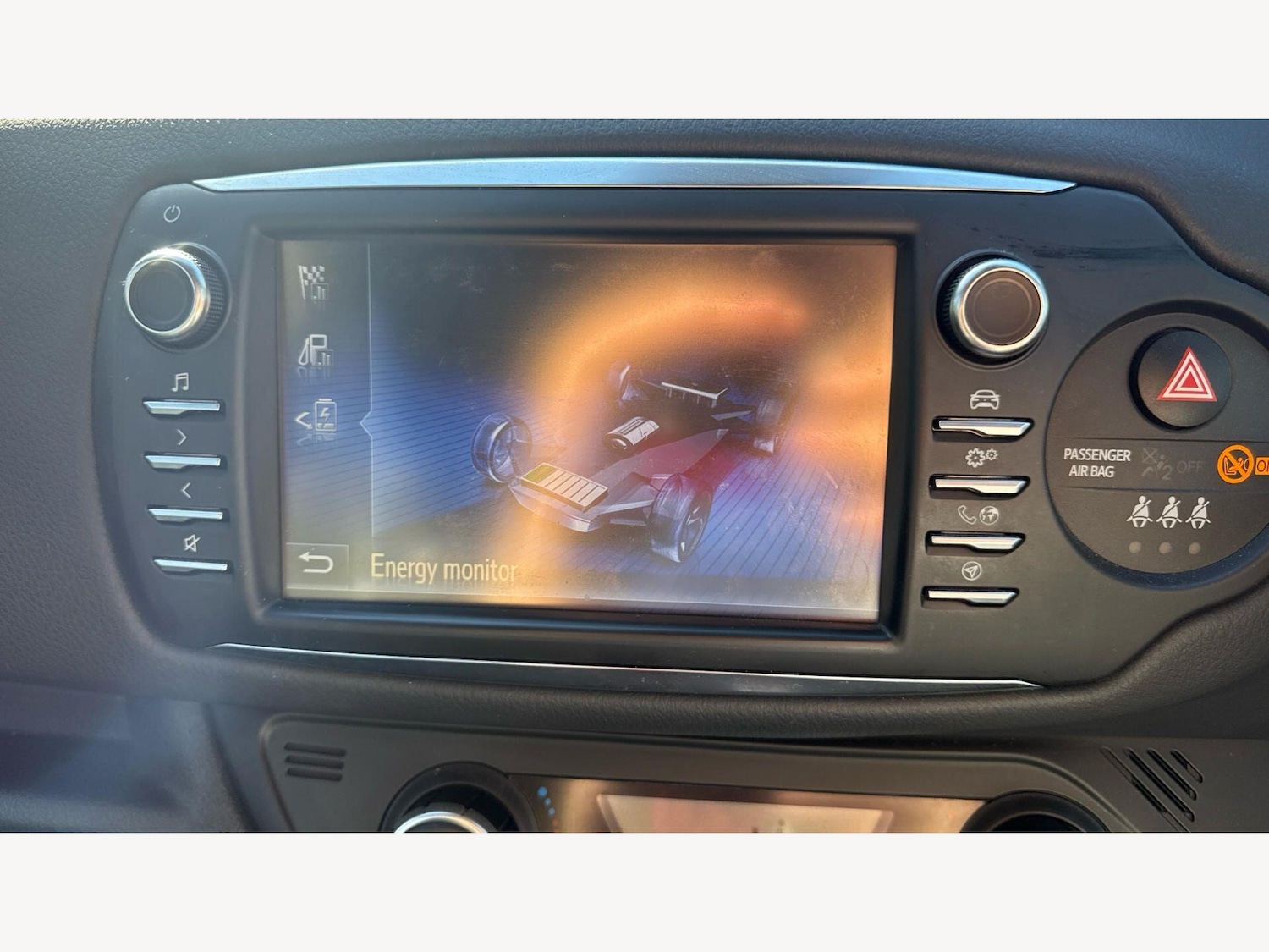 Used Toyota Yaris 2019 for sale - 77982371: Photo 28