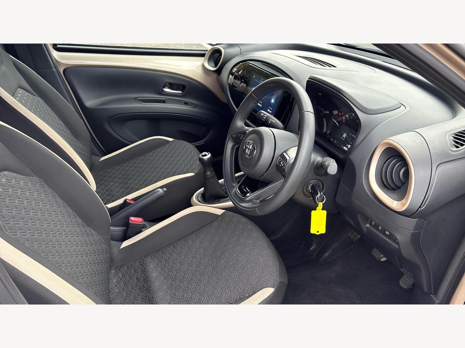 Used Toyota Aygo X 2024 for sale - 76381228: Photo 13