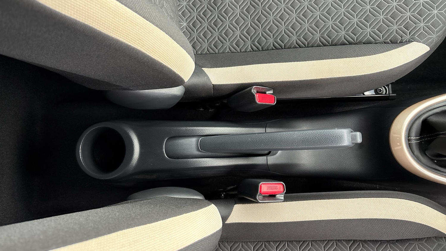 Used Toyota Aygo X 2024 for sale - 76381228: Photo 39