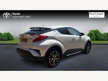 Used Toyota C-HR 2017 for sale - 79576516: Photo