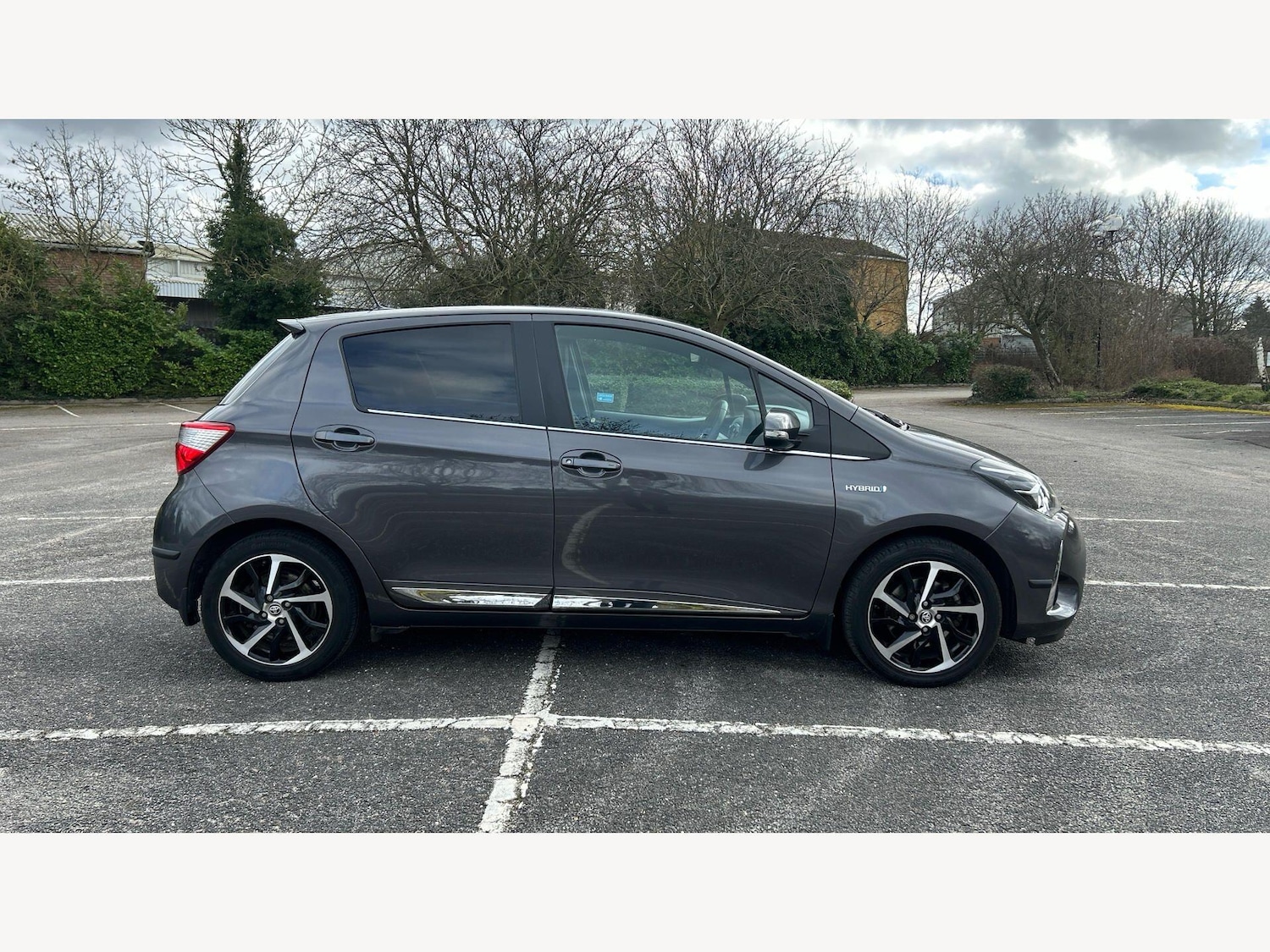 Used Toyota Yaris 2019 for sale - 77695358: Photo 18