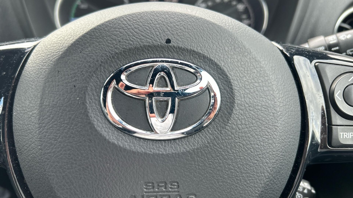 Used Toyota Yaris 2019 for sale - 77695358: Photo 34