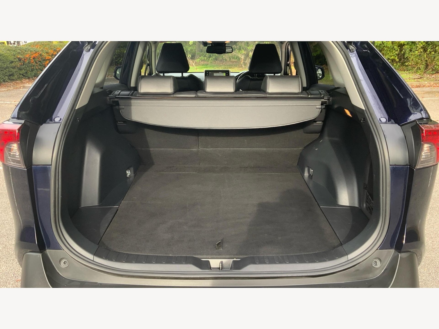 Used Toyota RAV4 2020 for sale - 76832432: Photo 16