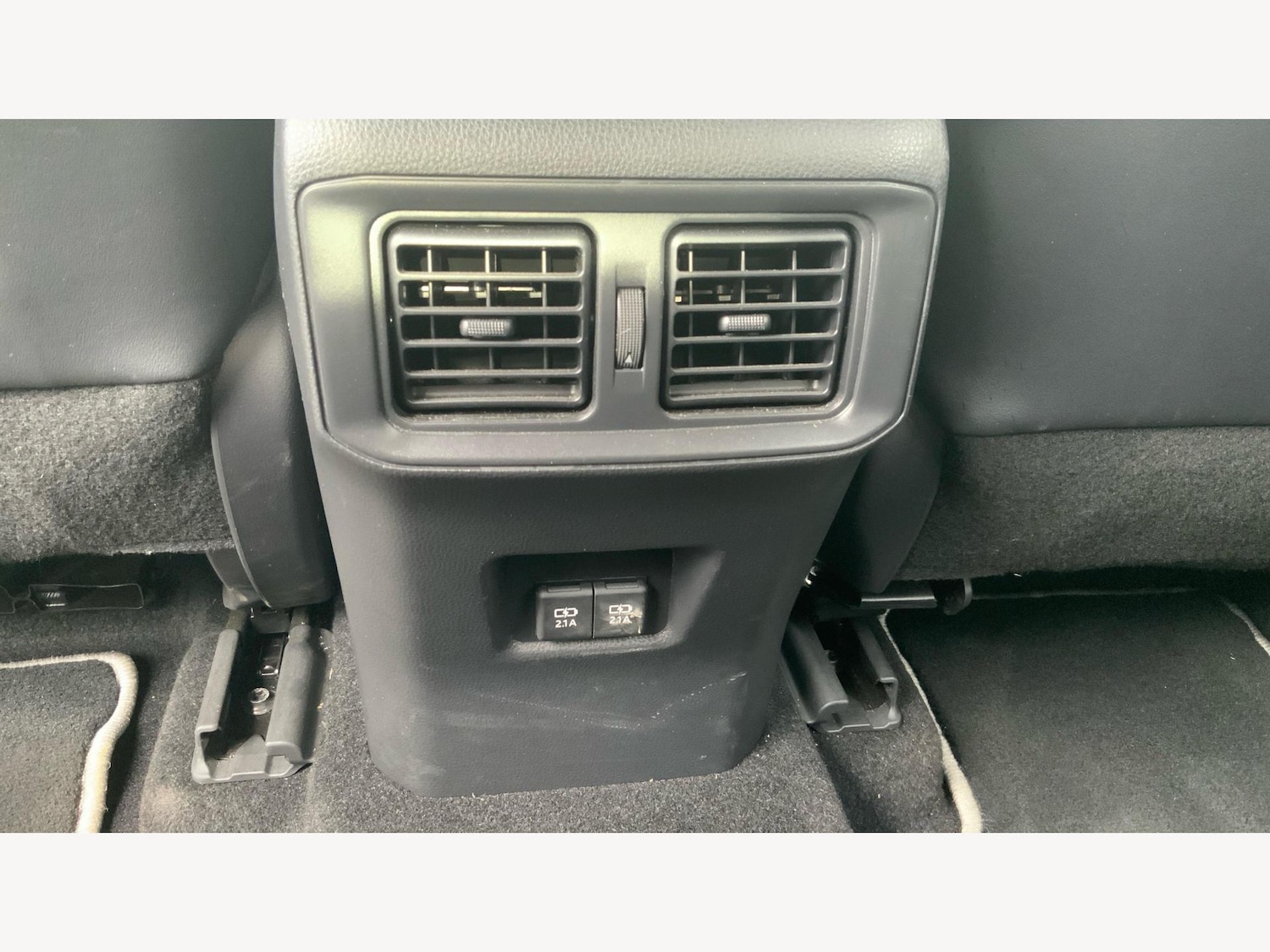 Used Toyota RAV4 2020 for sale - 76832432: Photo 31