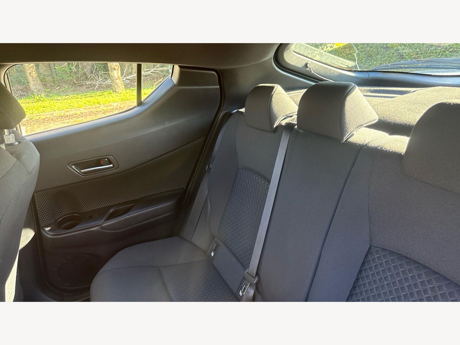 Used Toyota C-HR 2021 for sale - 78019109: Photo 24