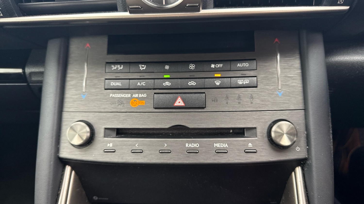 Used Lexus IS 2020 for sale - 77387780: Photo 38
