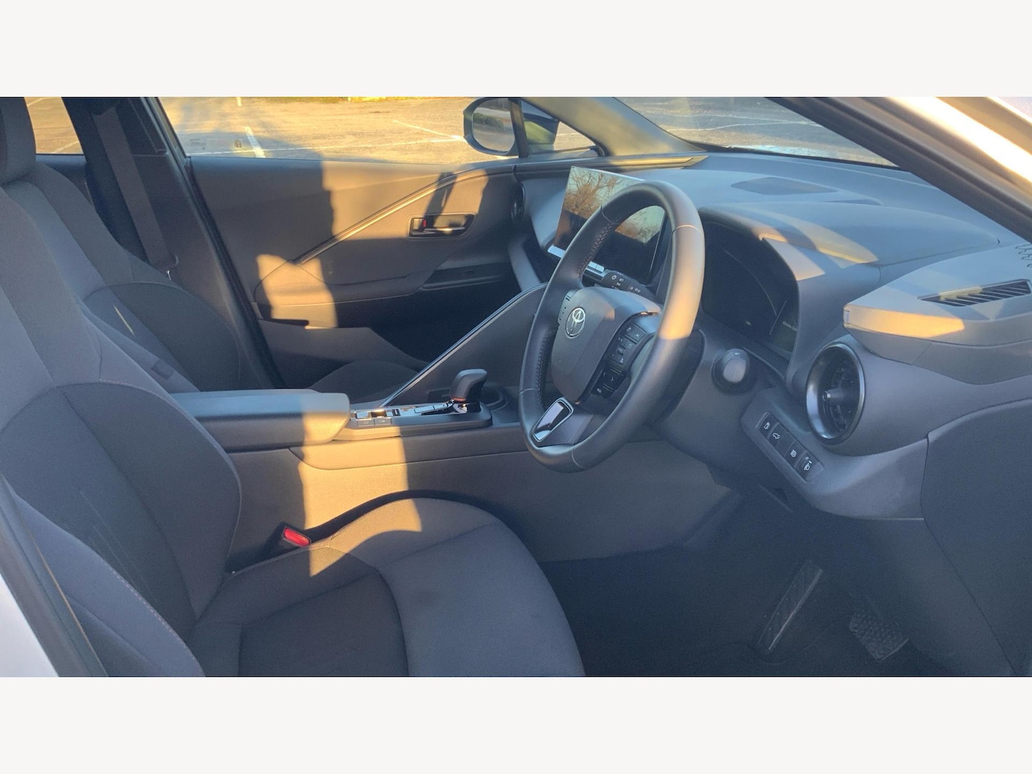 Used Toyota C-HR 2025 for sale - 77163328: Photo 13
