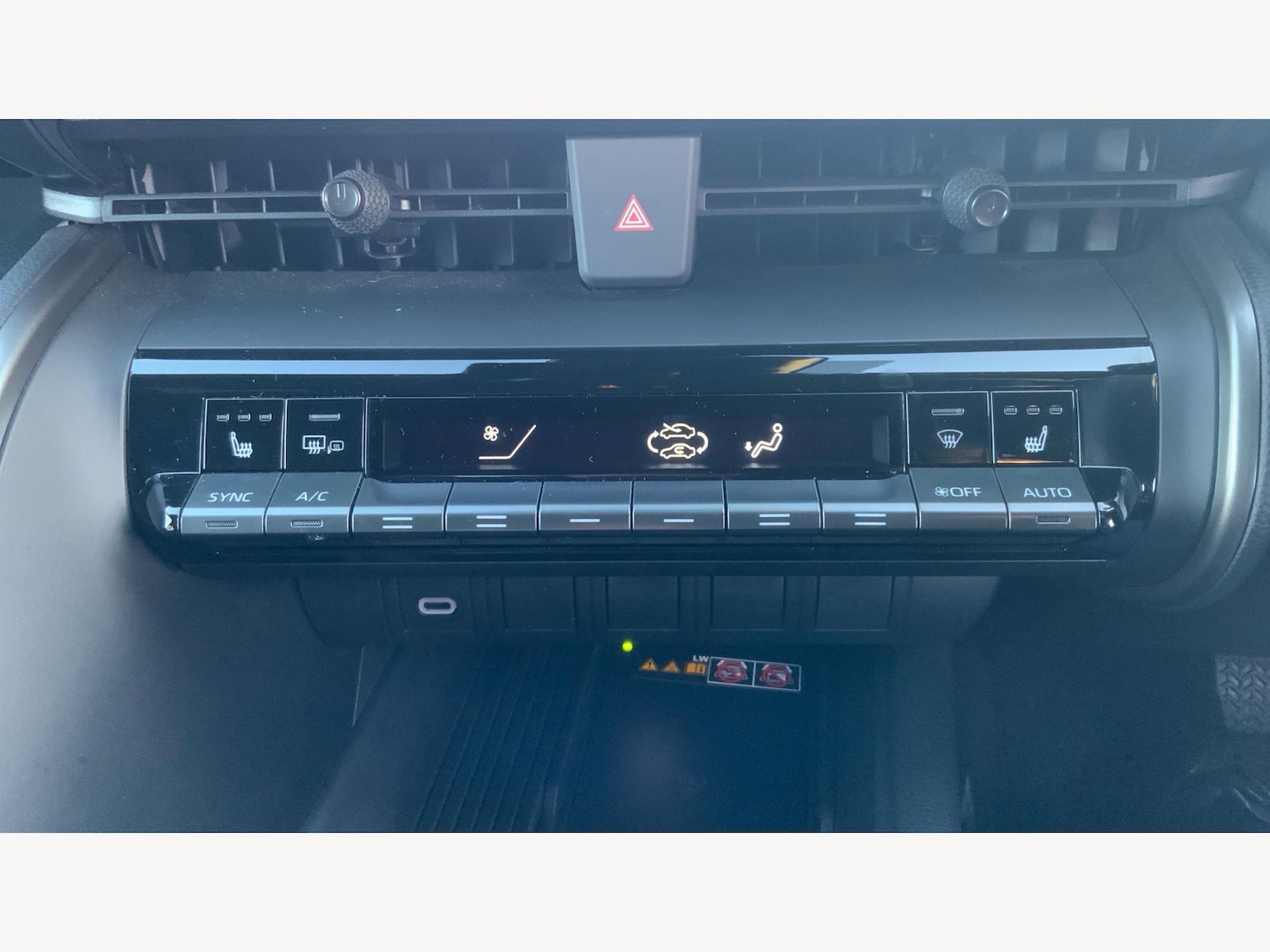 Used Toyota C-HR 2025 for sale - 77163328: Photo 27